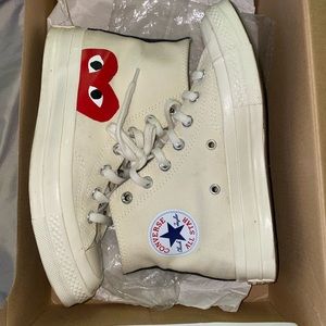 Comme des garçon chucks